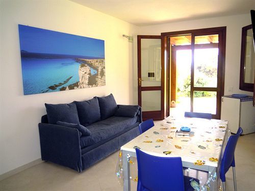 Blu Vacanze Residence ฟาวีญานา ภายนอก รูปภาพ